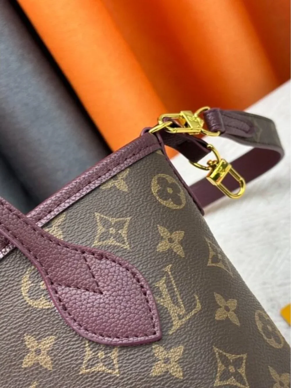 NWT - Louis Vuitton Authentic Bags - Picture 9 of 9